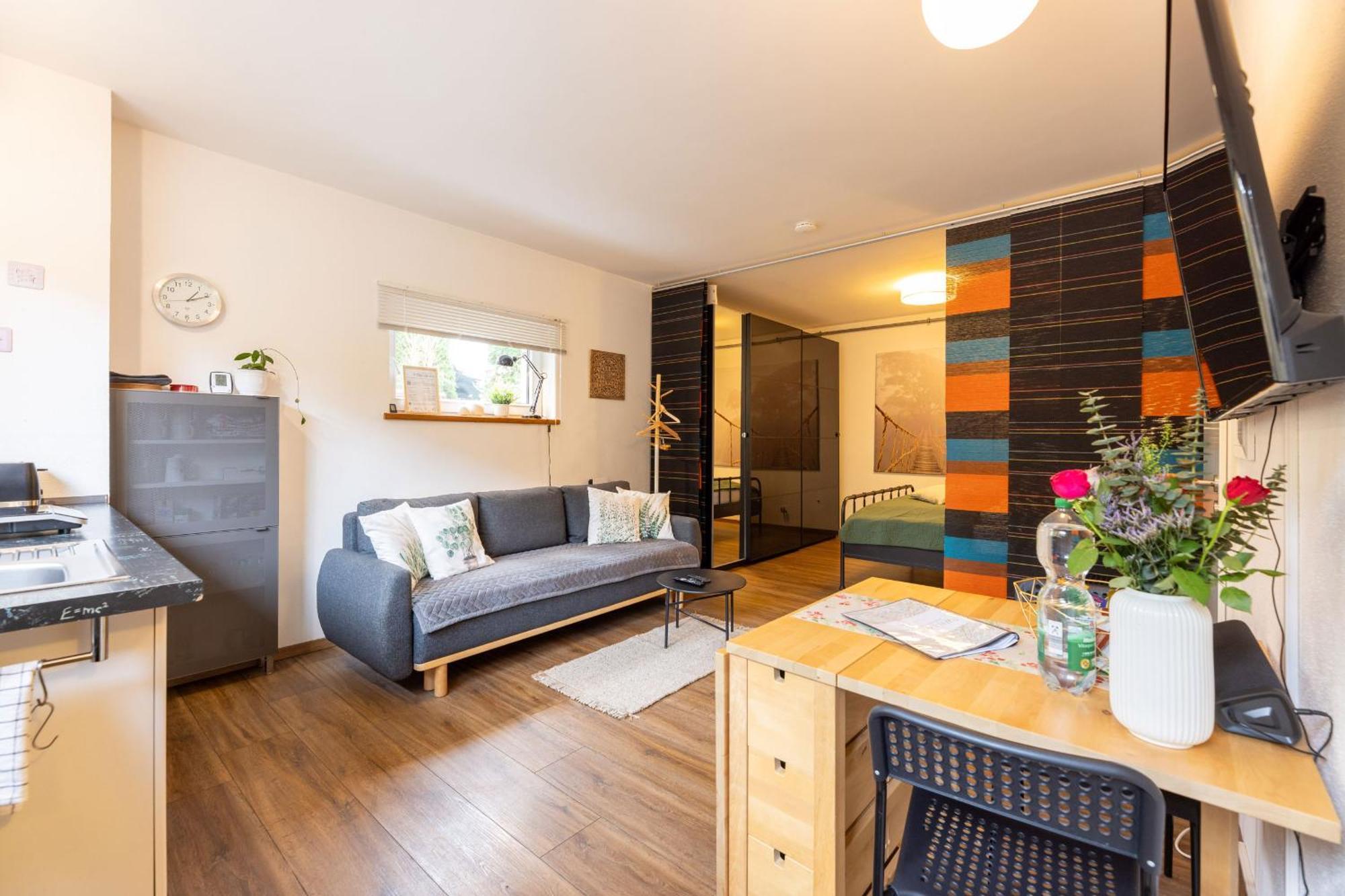 Ideal Fuer Kurze Aufenthalte - Gemuetliches 1-Zimmer-Apartment Adelsdorf Extérieur photo