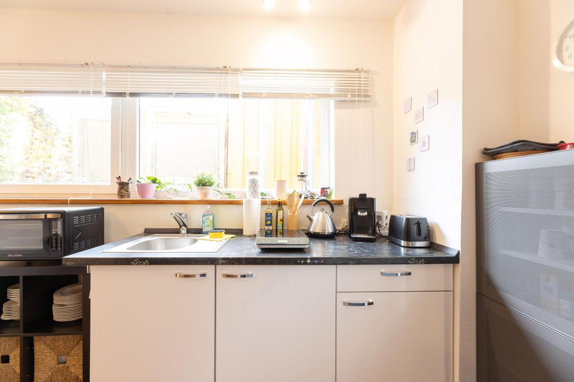 Ideal Fuer Kurze Aufenthalte - Gemuetliches 1-Zimmer-Apartment Adelsdorf Extérieur photo