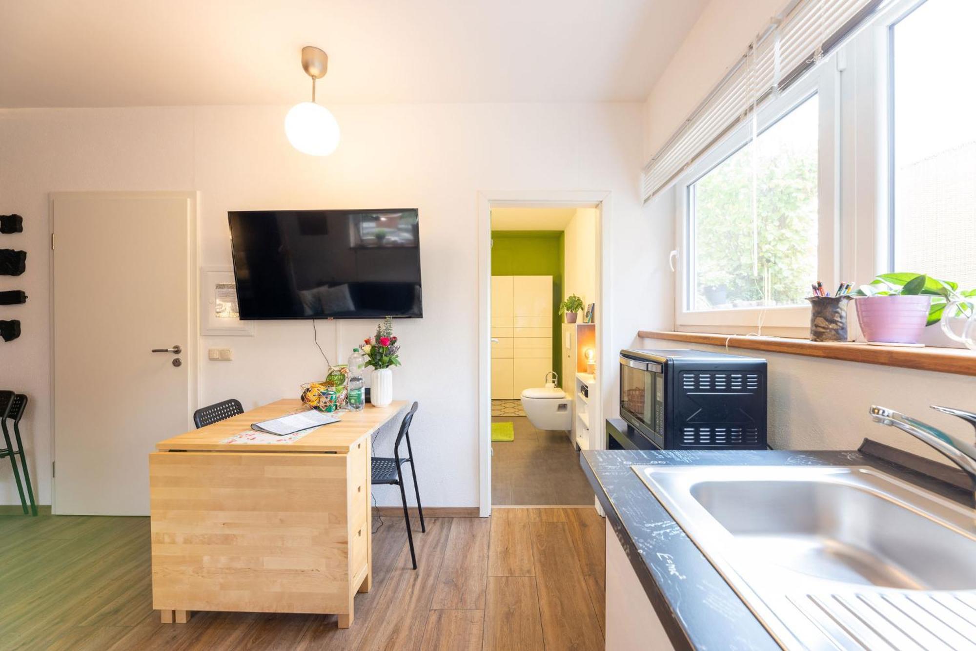 Ideal Fuer Kurze Aufenthalte - Gemuetliches 1-Zimmer-Apartment Adelsdorf Extérieur photo
